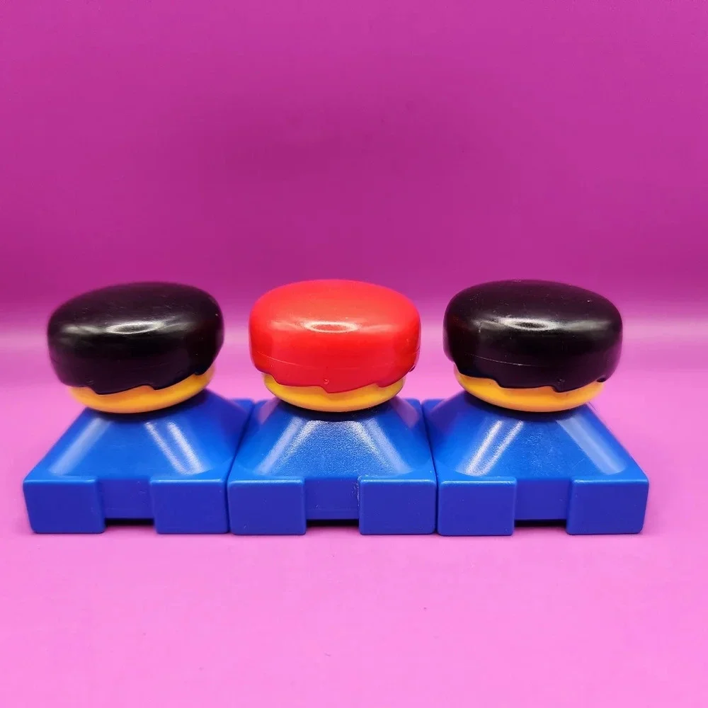 3 Vintage 90s Lego Duplo People 2x2 Square Figures Blue Red Black Hair